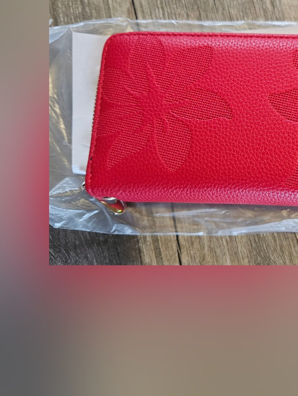 NWT Red Floral Embossed Leather Wristlet Wallet